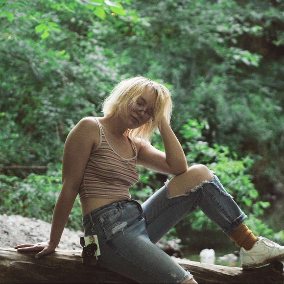 Meet your Posher, Madison - Picture 1 of 1